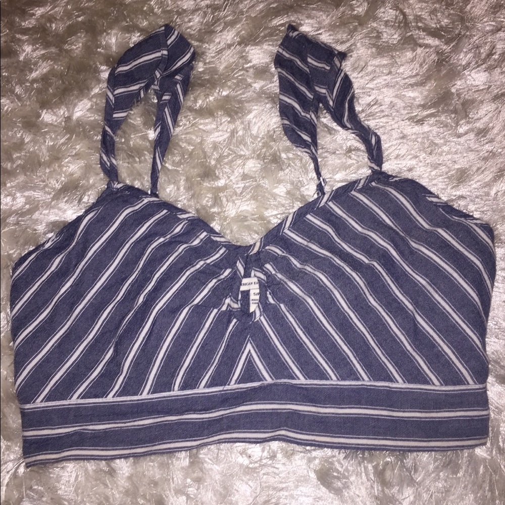 American eagle cutout crop